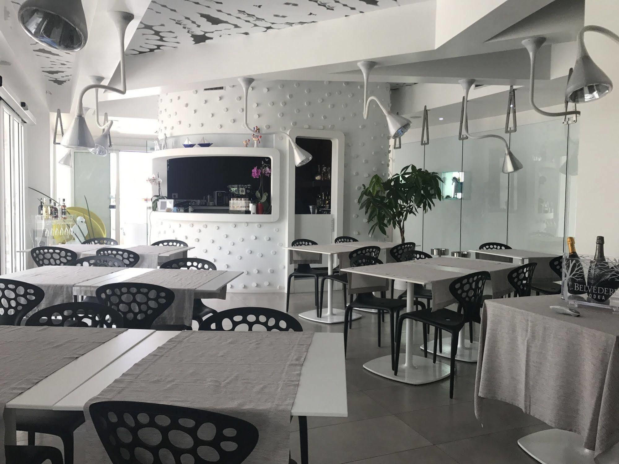 Quihotel Porto Cesareo Exterior photo