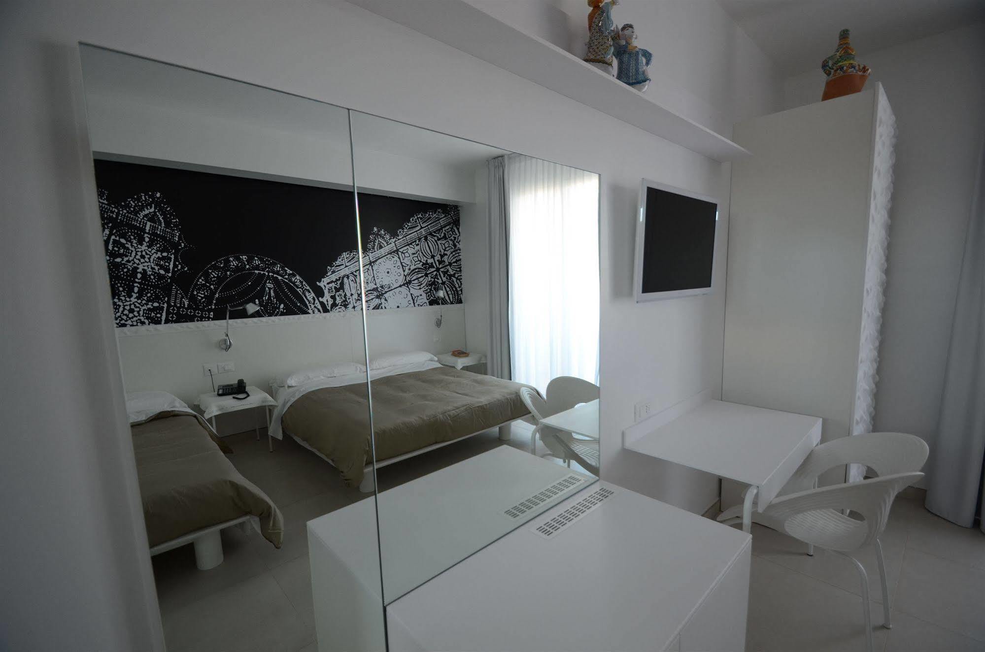 Quihotel Porto Cesareo Exterior photo
